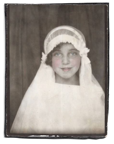 Vintage Snapshot First Communion Lovely Young Girl White Veil Dress