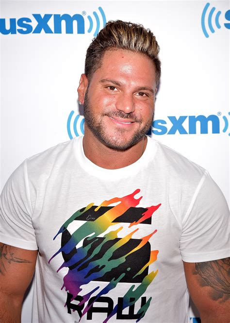 Jersey Shore s Ronnie Ortiz Magro appears to SPLIT from fiancée Saffire
