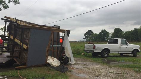 Mom Daughter Killed When Tornado Topples Mobile Home In Louisiana