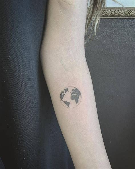 cùng khám phá mini earth tattoo với các thiết kế bắt mắt nhất