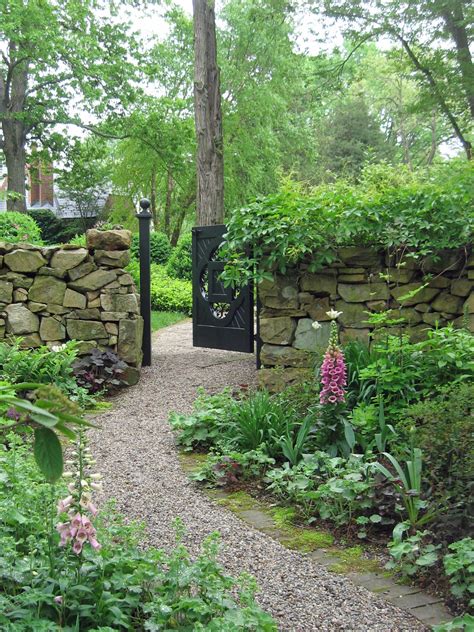 We did not find results for: Garden Gates Make a Grand Entrance