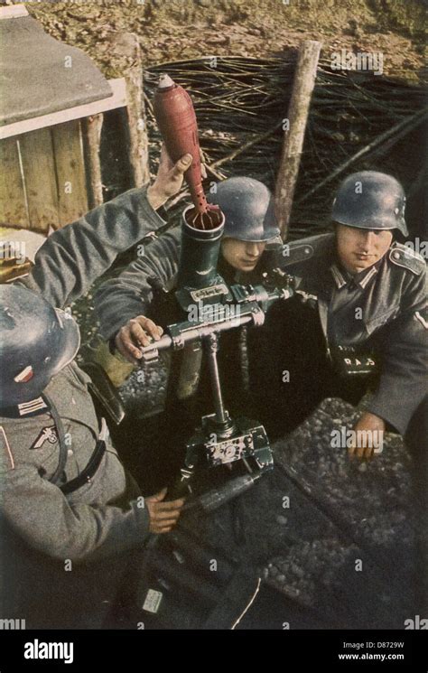 German Mortar Team Stock Photo Alamy
