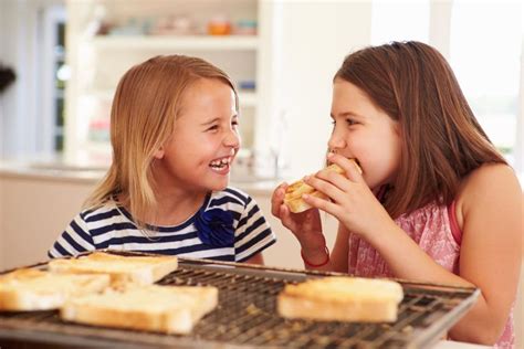 Picky eaters are people who avoid many foods because they dislike their taste, smell, texture, or appearance. Fussy Eater | Healthy eating for kids, Healthy food list ...