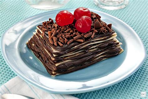 Unte uma forma com manteiga e construa a sua lasanha, seguindo a seguinte. Lasanha para a sobremesa: 5 receitas doces que você ...
