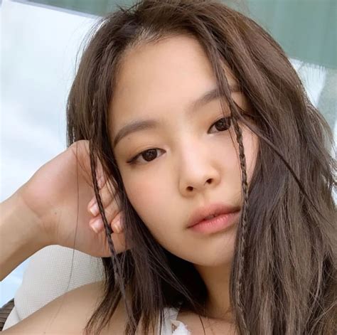 Blackpink Jennie S Makeup Style Undergoes A Big Transformation Completely Different From Before