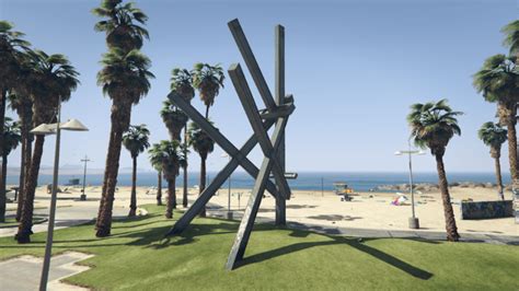 Original Vespucci Beach Sculpture Gta5
