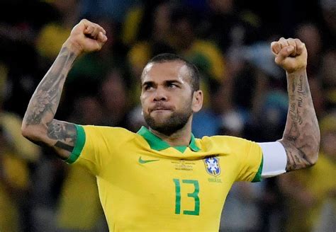 The euros and copa américa may be done, but there's plenty of quality that will be on display in japan. Dani Alves ha fichado por el Sao Paulo de Brasil