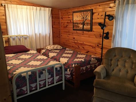 Camp Lacupolis | Lake Pepin Cabins & Lodging