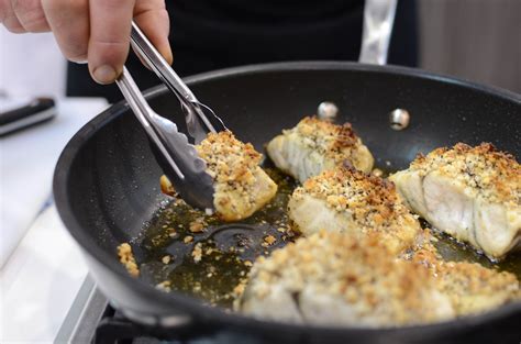 Cooking barramundi with Australian bush spices #Melbourne ...