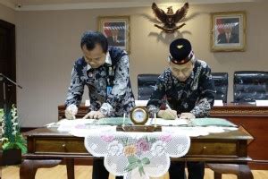 Check spelling or type a new query. Sekretariat Kabinet Republik Indonesia | Directorate ...