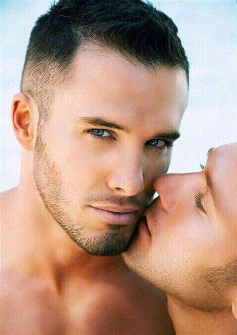 Pin Auf Gays Love Kiss