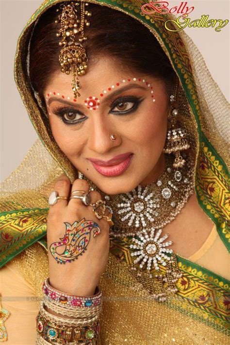 Sudha chandran lost her father, kd chandran, on sunday, may 16, after suffering a heart attack. Sudha Chandran - Alchetron, The Free Social Encyclopedia