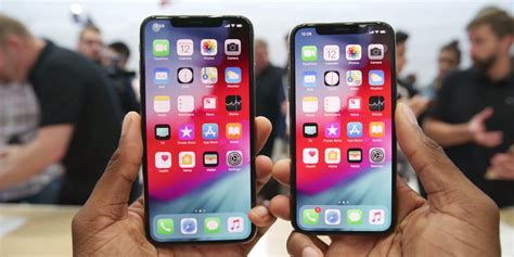 The company says the iphone 11, xs and xs max can be submerged down to 2 m (6.6 ft) for up to since device sizes have grown slightly and display sizes haven't, the new phones have marginally bigger. Reasons to buy iPhone XS instead of iPhone XS Max ...