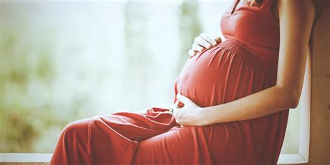 top 10 must have things by every pregnant woman