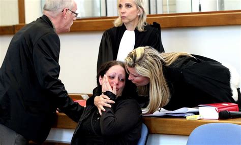 Justice Alexandra Femme Battue Acquittée Pour Le Meurtre De Son Mari