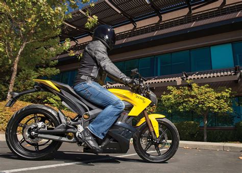 Electric motorcycles are still a relative rarity in most cities, even in los angeles, where the percentage of motorcycle ridership is well above the national average. 2013 Zero Motorcycles - 137 City Miles & 54 Horsepower ...
