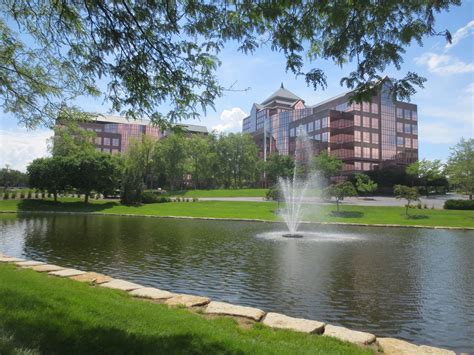 Overland Park, Kansas Wonderful Architecture & Lifestyle | Overland