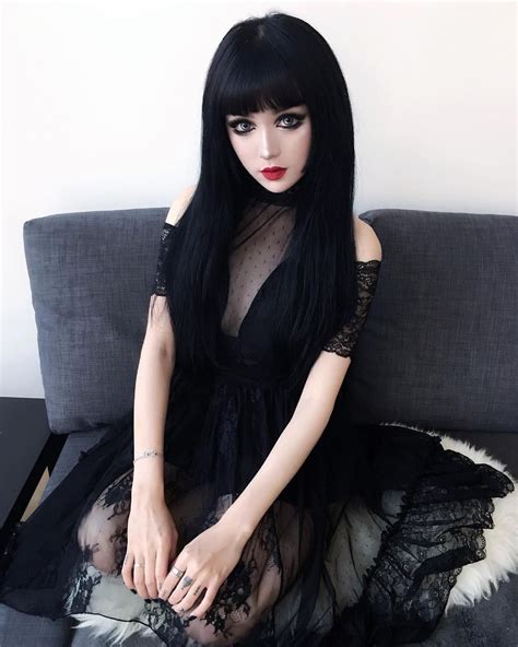 27k lượt thích 148 bình luận kina shen kinashen trên instagram “静” goth beauty gothic