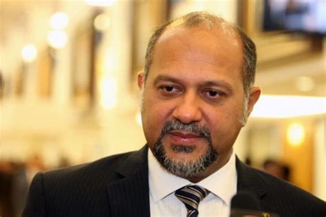 Gobind singh deo s/o karpal singh is a malaysian politician and lawyer who served as the minister of communications and multimedia in the pakatan harapan administration under former prime minister mahathir mohamad from may 2018 to the collapse of the ph administration in february 2020. MCMC Sedang Berunding Dengan MYTV - MH Online