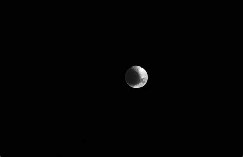 Puzzling Saturn Moon Iapetus Shows Two Tone Face In Nasa Photo Fox News