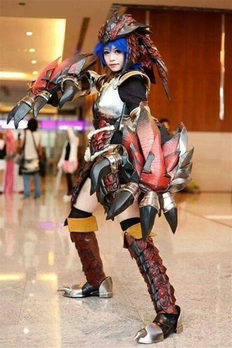 Pin By S Marquez On Cosplay Monster Hunter Cosplay Fantasy Cosplay