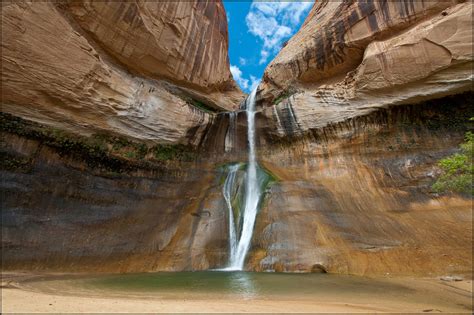 Utah — a naturally beautiful nook — is known for its glorious landscape. Escalante, Utah Is A Small Town That's A Hiker's Paradise