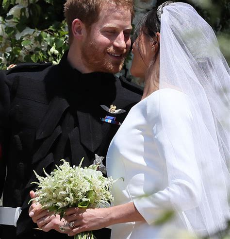 Bridal gown twins from popular designers. Meghan Markle v Kate Middleton wedding bouquet: Meaning of ...