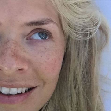 Holly Willoughby Embraces Her Freckles In Radiant No Make Up Selfie