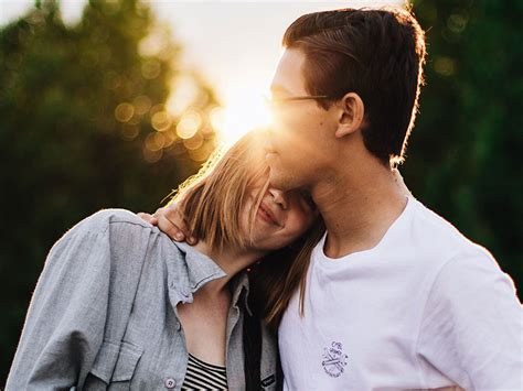 10 Romantic Ways To Show Your Love For Someone