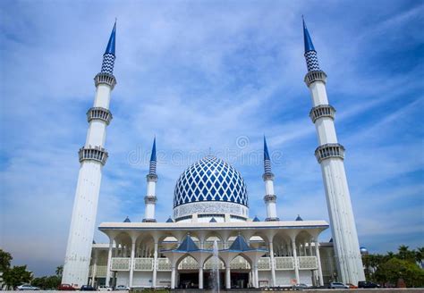 The Sultan Salahuddin Abdul Aziz Shah Mosque Stock Image Image Of