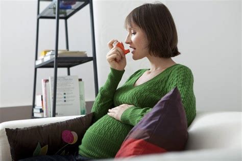 Ibu hamil baru dapat mengonsumsi obat, saat kandungan sudah masuk trimester kedua. Risiko Malformasi Kongenital pada Ibu Hamil dengan Asthma ...