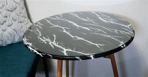 I figured with a bit of paint and resin, i could turn this. DIY Faux Marble Table Top Project | Marble table top ...