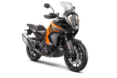 The ktm 1290 super adventure has been spied testing and looks to have some significant updates. KTM Reveals / The 2021 KTM 1290 Super Adventure S ...