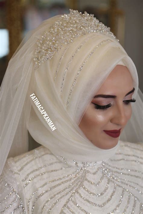 Ivory Muslim Bridal Veils 2018 Beading Pearls Tulle Wedding Hijab For
