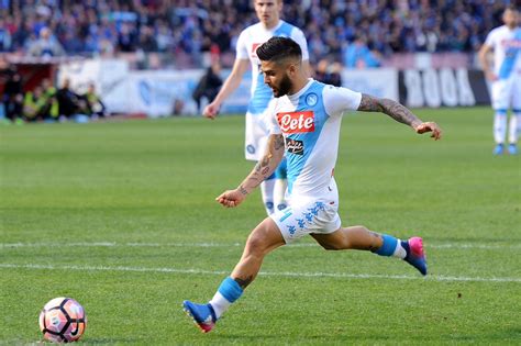 He plays as a forward for the italy national football team and the italian professional football club napoli. Il Napoli vince 3-0 col Crotone, due rigori e mancata ...