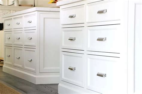 5 Genius Reasons You Need Kitchen Drawers Instead Of Cabinets