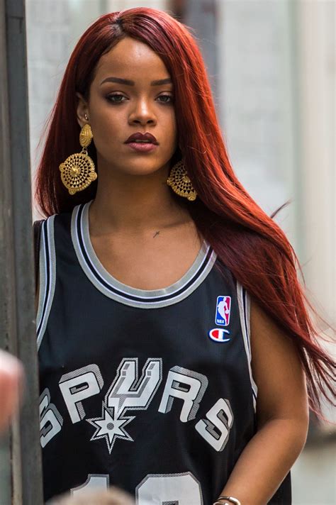 Rihanna Channels ‘loud Era Rihanna With Long Red Hair Celebuzz