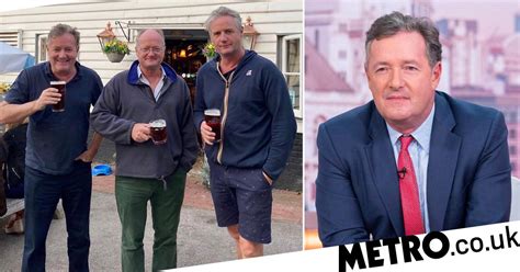 Piers Morgan reunites with brothers after nine months for pub outing