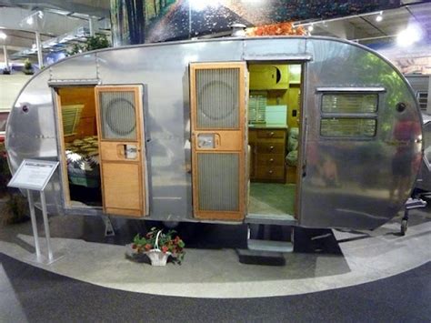 1954 Double Door Canned Ham Vintage Travel Trailers Vintage Trailers