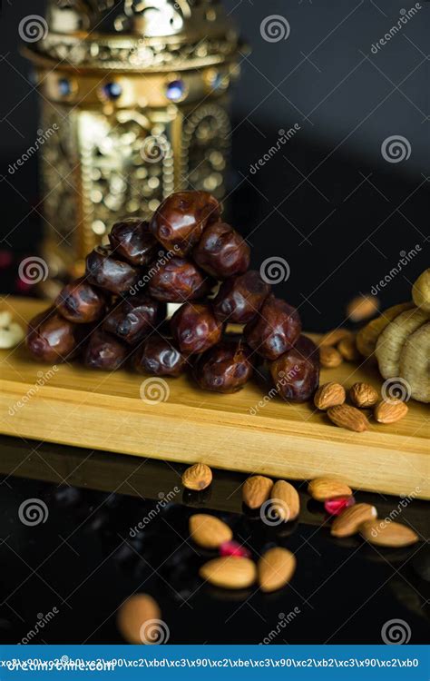 Islamic Greeting Eid Mubarak Cards For Muslim Holidays Fruits Dates