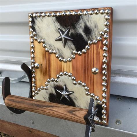 Shop for toilet paper holder at bed bath & beyond. Cowhide Wood Western Decor Wall Mount Toilet Paper Holder