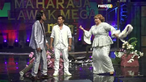 Lawak solo minggu ke 4 kali ini bertemakan muzikom dan memilih atikah suhaime sebagai juri jemputan. maharaja lawak mega minggu 4 2019-jborn - YouTube