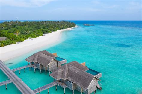 The country is comprised of 1192 islands that stretch along . Vakkaru Maldives Family Package | Holiday Packages | Adore ...