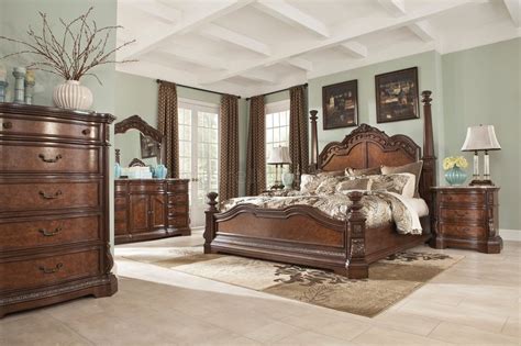 Ledelle Bedroom B705 in Brown w/Poster Bed by Ashley Furniture