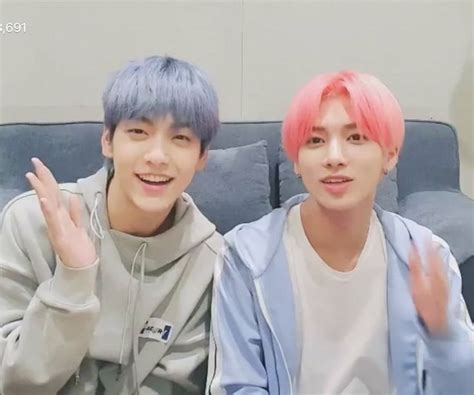 For more information, see our member profiles! 200903 | TXT VLIVE SOOBIN & TAEHYUN
