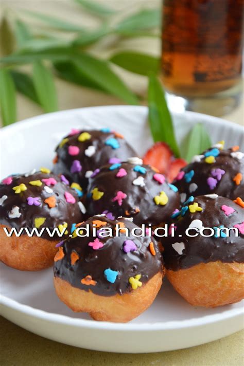 Kritik dan saran, serta penambahan informasi sangat kami harapkan, silahkan hubungi kami via email ke tim.unsurtani@gmail.com. Donat Tanpa Fermipan - Hal