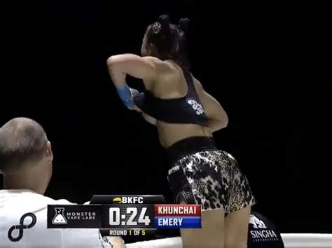 Nsfw Bare Knuckle Fighter Gets A Ko And Then Flashes The Crowd Barstool Sports
