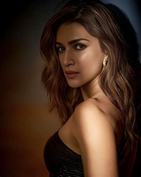 I Can Shag Even Only For Her Lusty Face 🥰 ️💕😍 Kriti Sanon Rshagonhotties