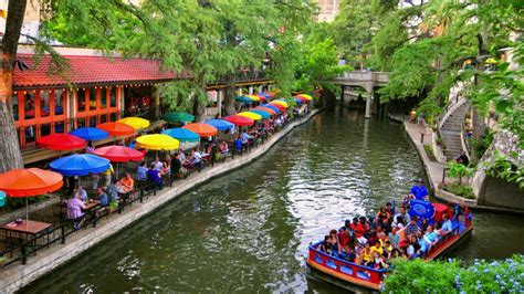 Things To Do On The San Antonio River Walk San Antonio Travel