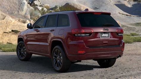 Jeep Quietly Brings Back Laredo X For 2021 Grand Cherokee Automoto Tale